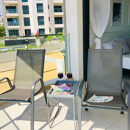 Apartment Villamartin Spacious Modern Flat -3 Pools Jacuzzi Tennis Golf Alicante