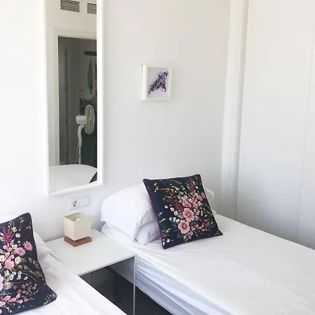 Villamartin Spacious Modern Flat -3 Pools Jacuzzi Tennis Golf Apartment